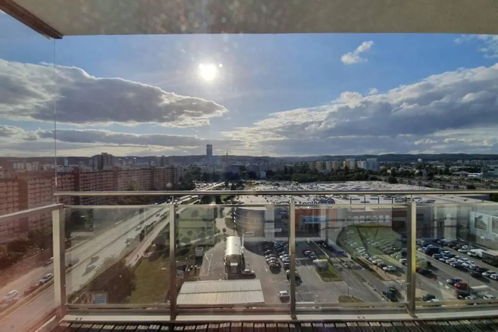 *14Th Floor A Lot Of Sun - Near Baltic Baltic Sea And Reagaen Park - Big Balkoon - Nice View - Private Parking Place - Gdansk Oldtown 20Min And Sopot 10Min Apartament 0*,  Polska