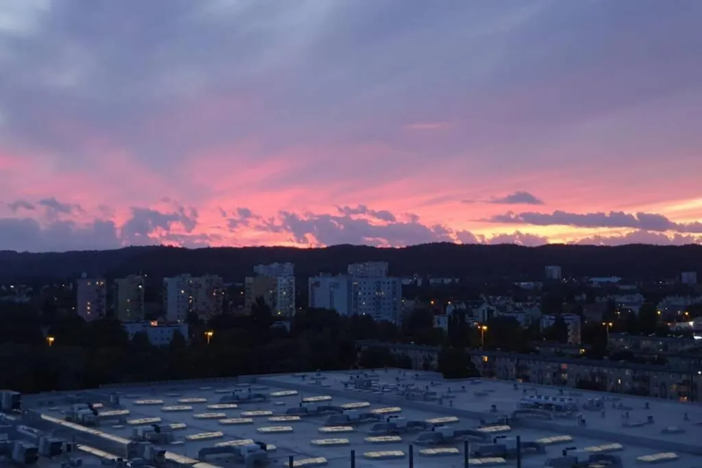 *14Th Floor A Lot Of Sun - Near Baltic Baltic Sea And Reagaen Park - Big Balkoon - Nice View - Private Parking Place - Gdansk Oldtown 20Min And Sopot 10Min Apartament